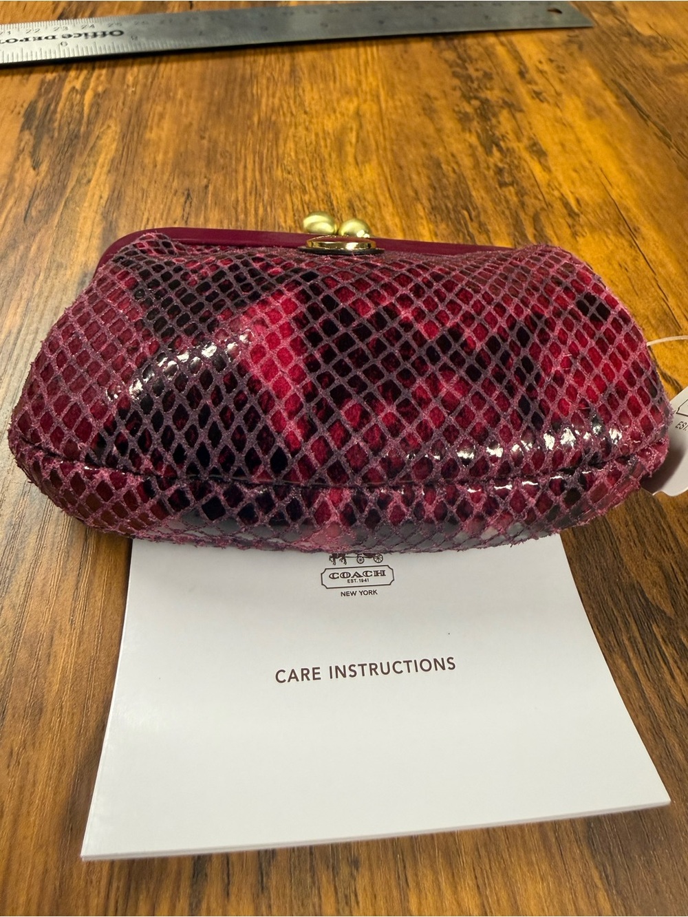 WOW POSHMARK - Authentic Coach Coin Purse Bag - Picture 5 of 11